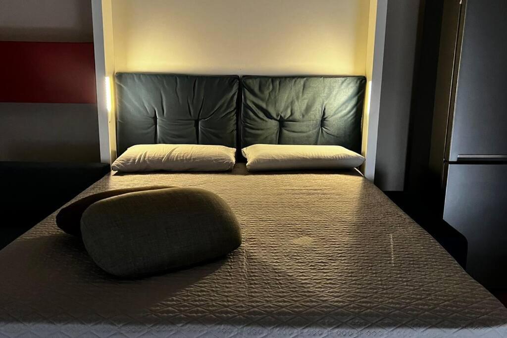 Ferienwohnung Urban House - Comfy Flat Navigli Milan Center Exterior foto