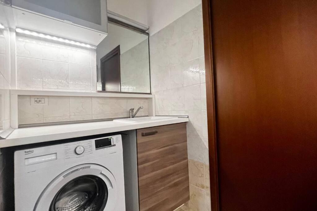 Ferienwohnung Urban House - Comfy Flat Navigli Milan Center Exterior foto